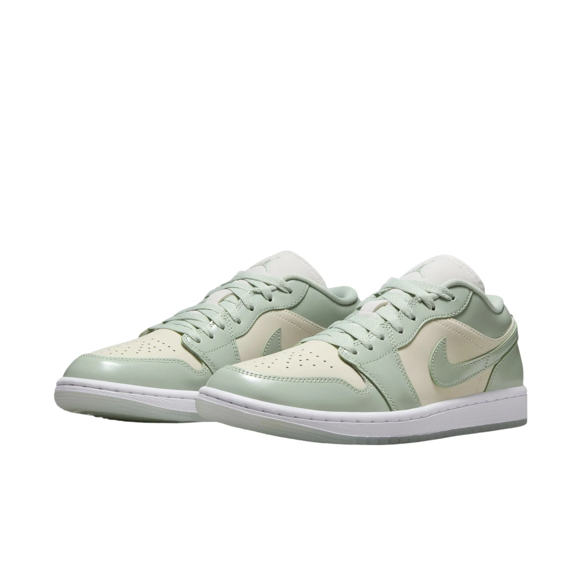 Air Jordan 1 Low SE Sail/Seafoam-Metallic Silver-White - Image 2