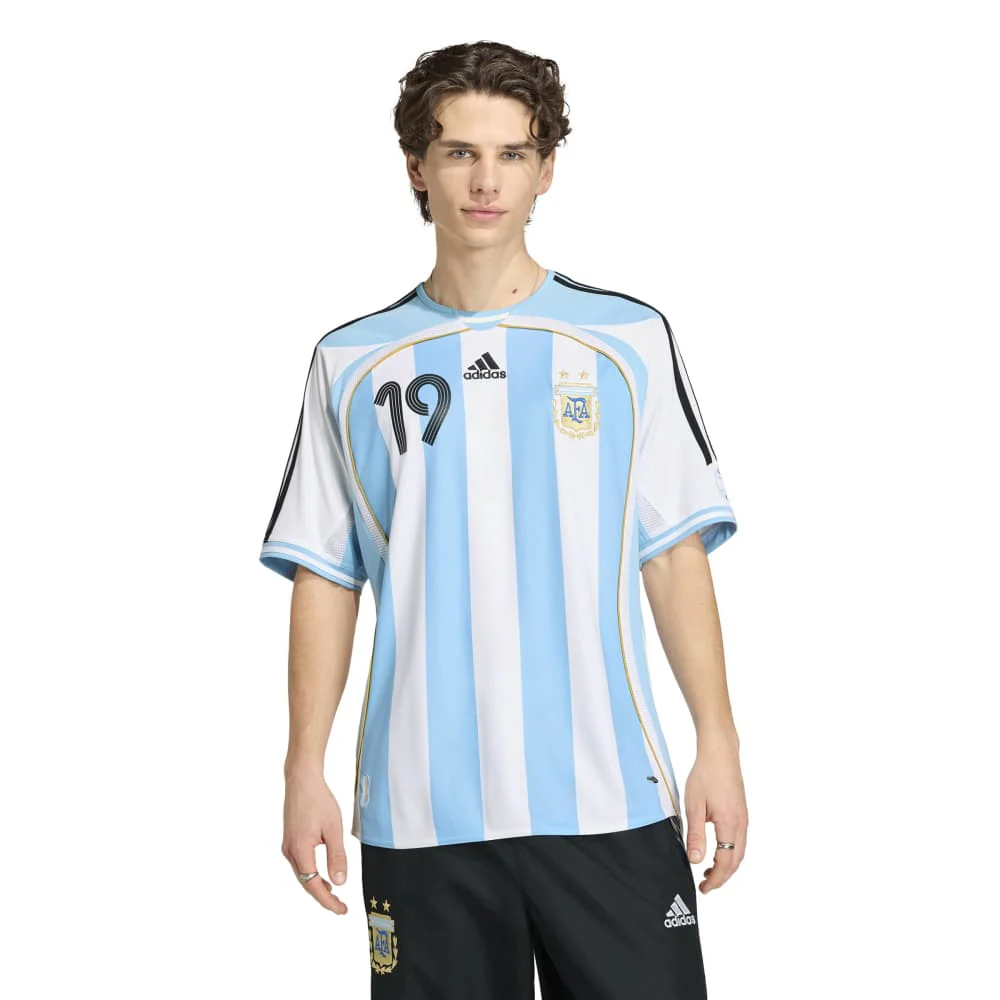 Argentina Home Jersey 2006 Messi - Image 3