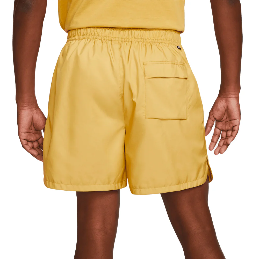 M Nk Club Wvn Lnd Flow Short - Image 2
