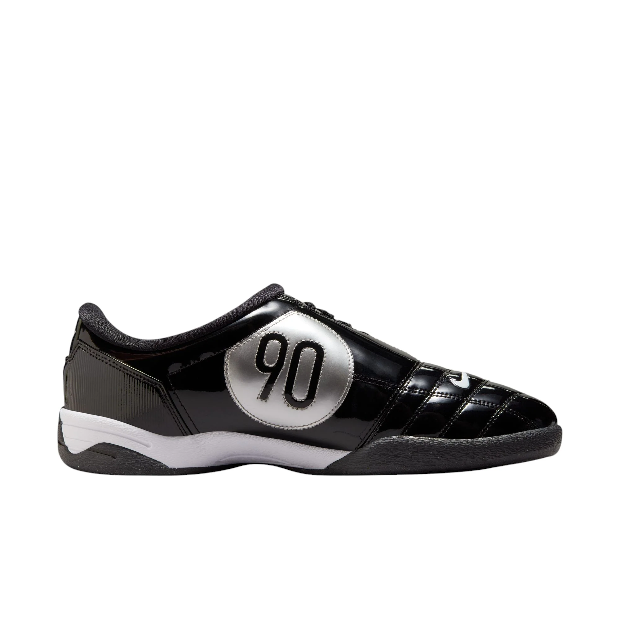Total 90 Black And White - Image 3