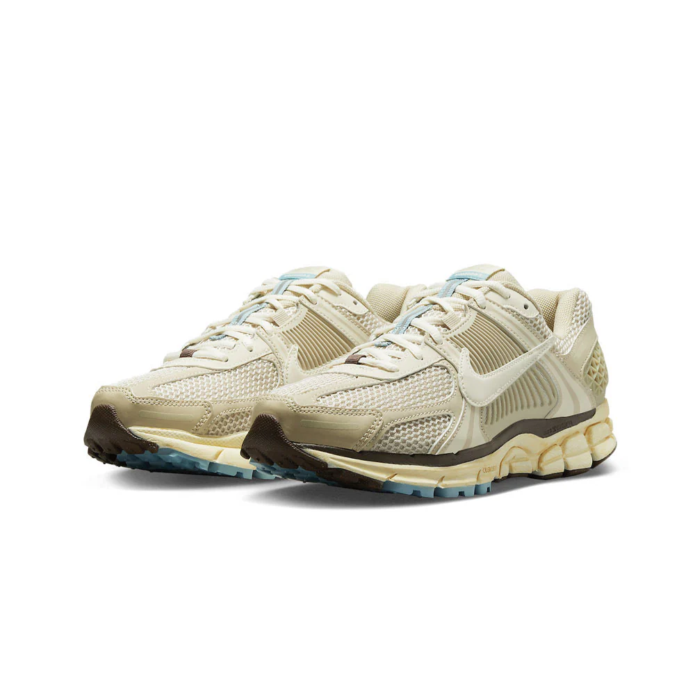 W NIKE ZOOM VOMERO 5 - Image 2