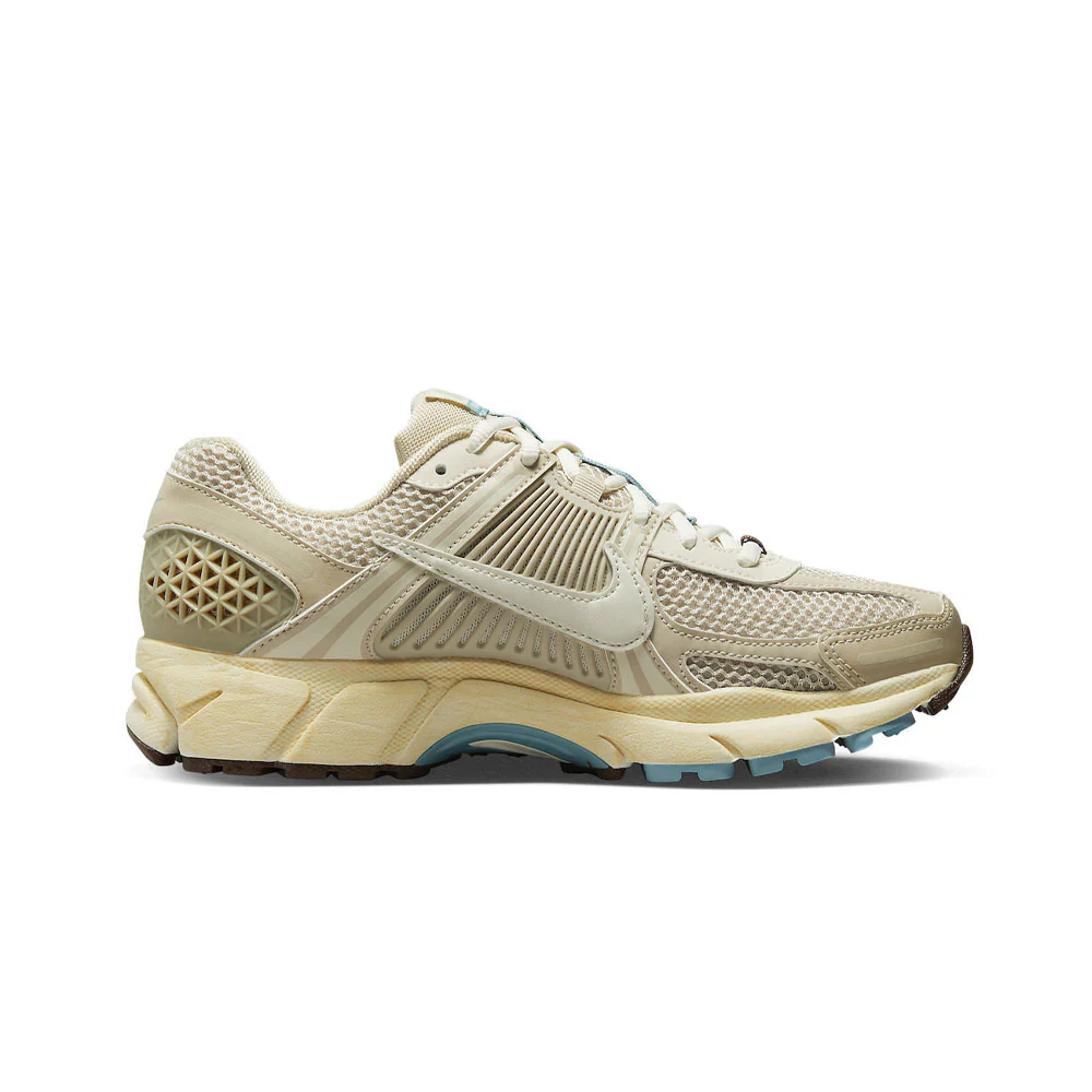 W NIKE ZOOM VOMERO 5 - Image 3